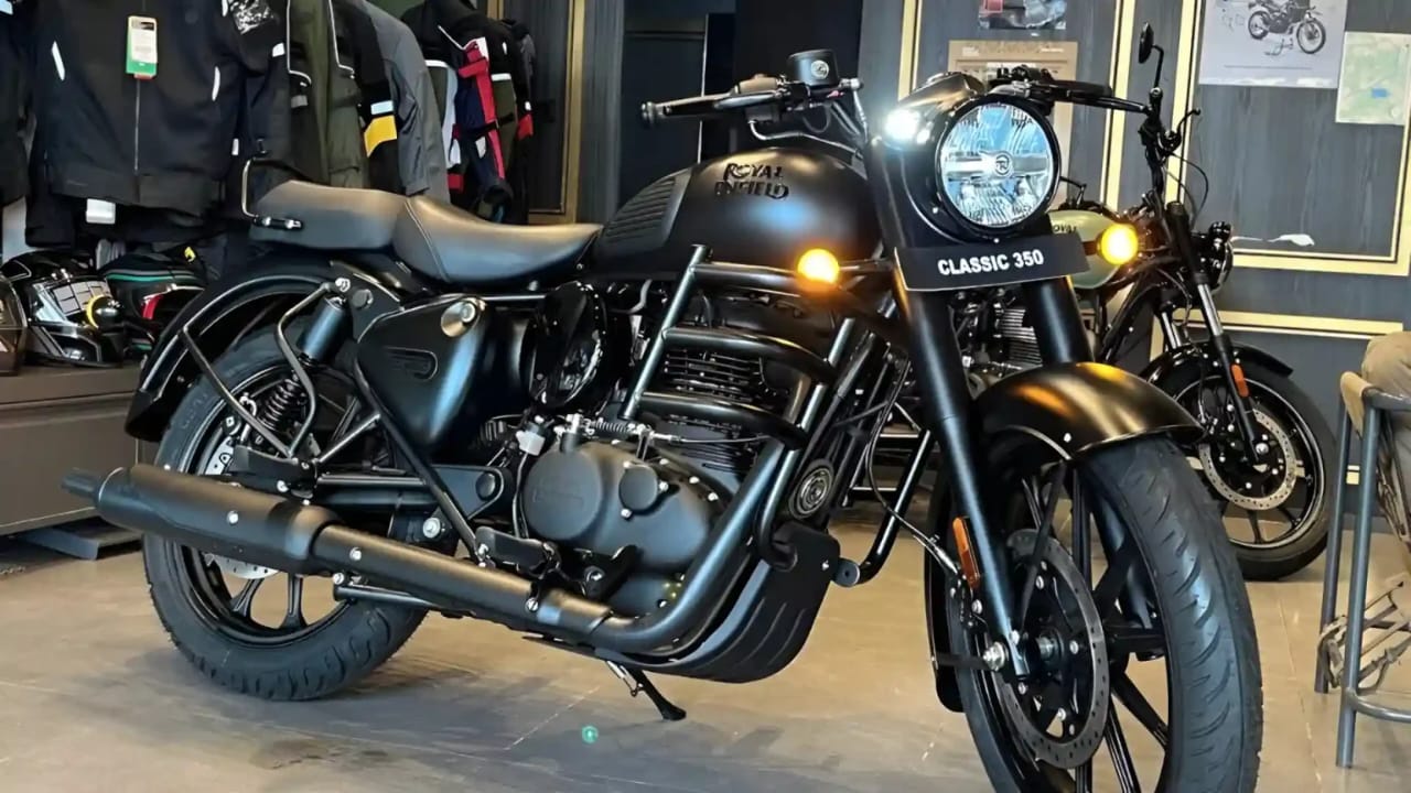 Royal Enfield 350 Bullet Launched – Refreshed Classic Design, 350cc Engine, Dual-Channel ABS & Comfortable Ride at Just ₹85,999!